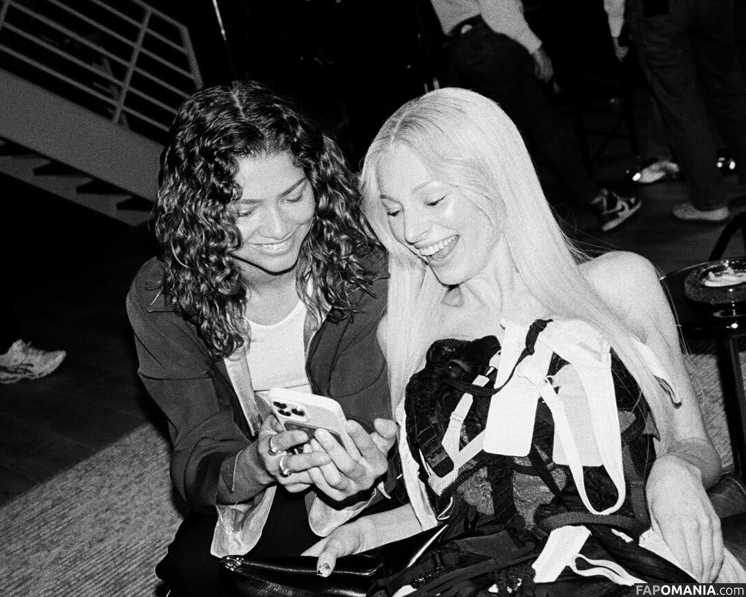 Zendaya / zayarose11 Çıplak OnlyFans  Sızdırılmış Fotoğraf #1317