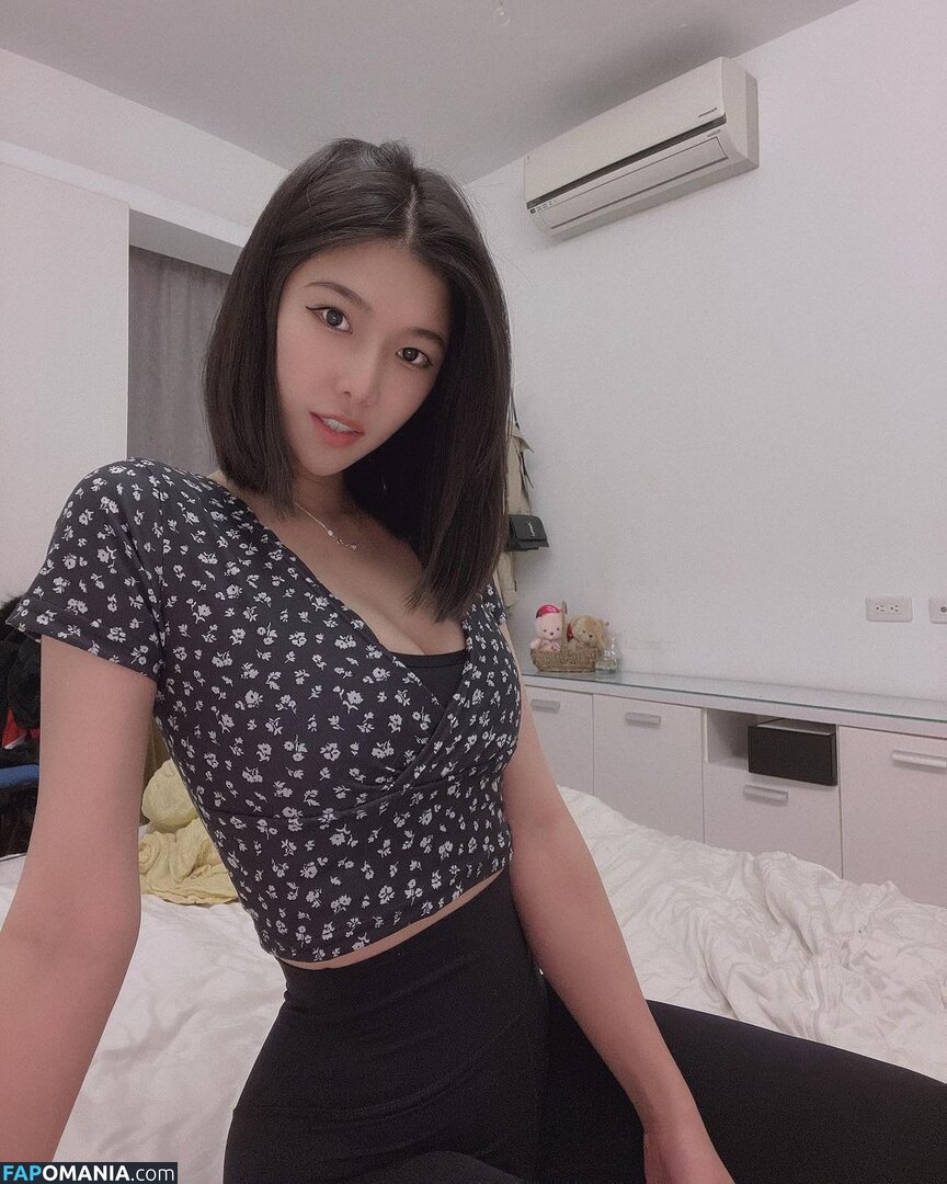 https: / zeng.zzzz Çıplak OnlyFans  Sızdırılmış Fotoğraf #2