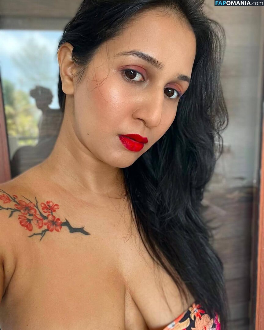 Sewwandi Pathirana / Zewwandi / _zewwandi_ Çıplak OnlyFans  Sızdırılmış Fotoğraf #2