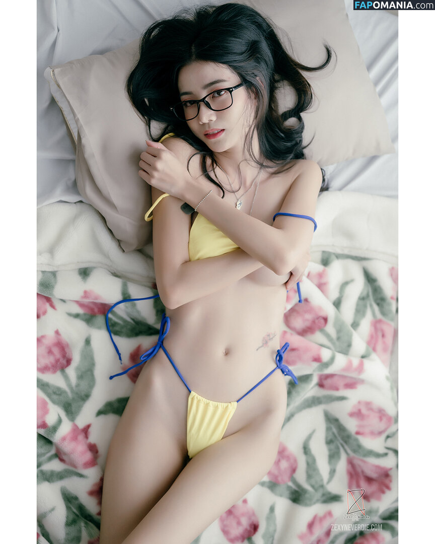 Zexyneverdie / zexyneverdie_ Çıplak OnlyFans  Sızdırılmış Fotoğraf #3