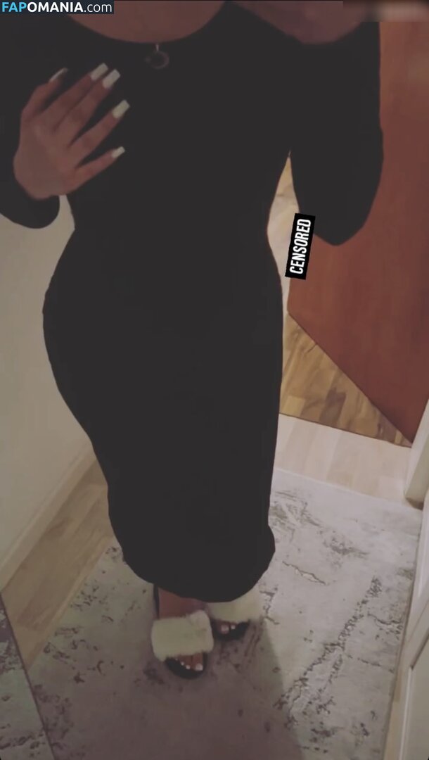 Zeynohijabi Çıplak OnlyFans  Sızdırılmış Fotoğraf #1