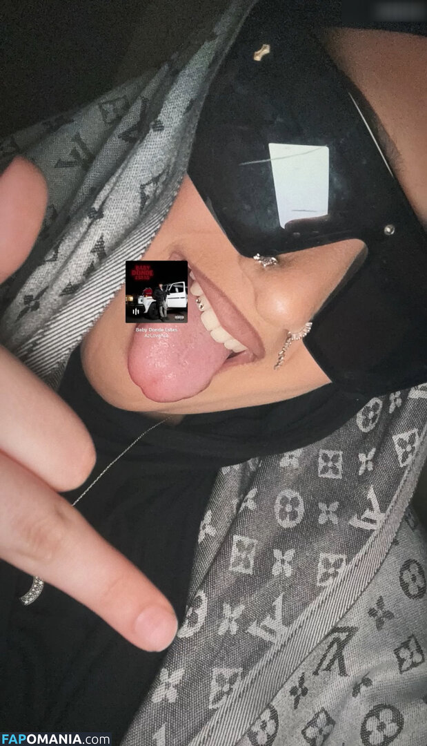 Zeynohijabi Çıplak OnlyFans  Sızdırılmış Fotoğraf #4
