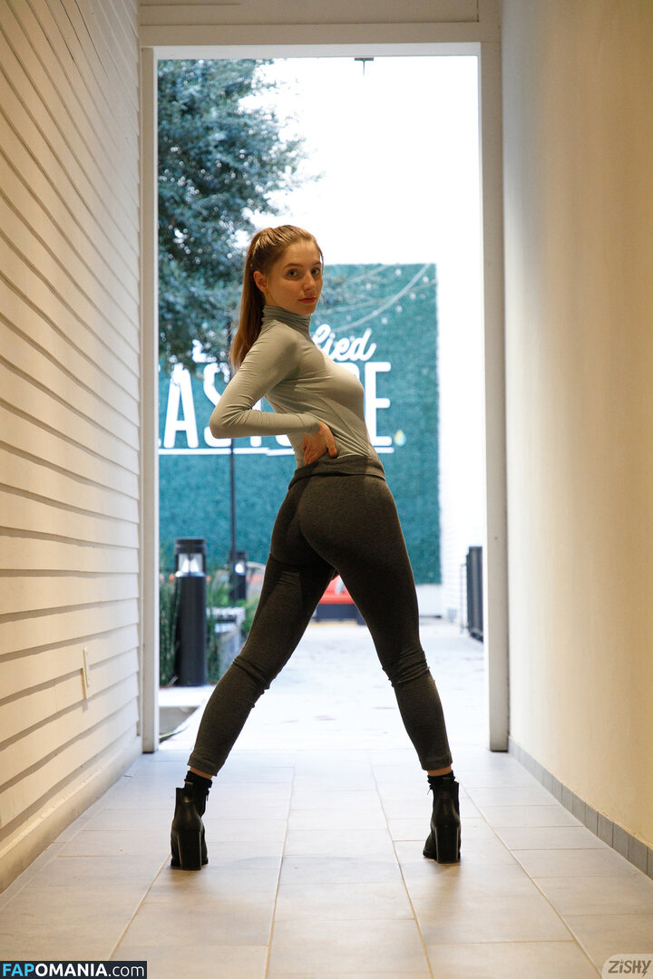 Zishy / zishylives Çıplak OnlyFans  Sızdırılmış Fotoğraf #471