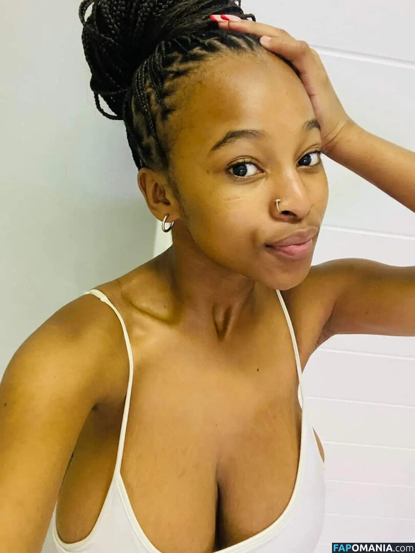 Zizipho Ondiswa / majokwenizizipho / zizipho_majokweni Çıplak OnlyFans  Sızdırılmış Fotoğraf #10