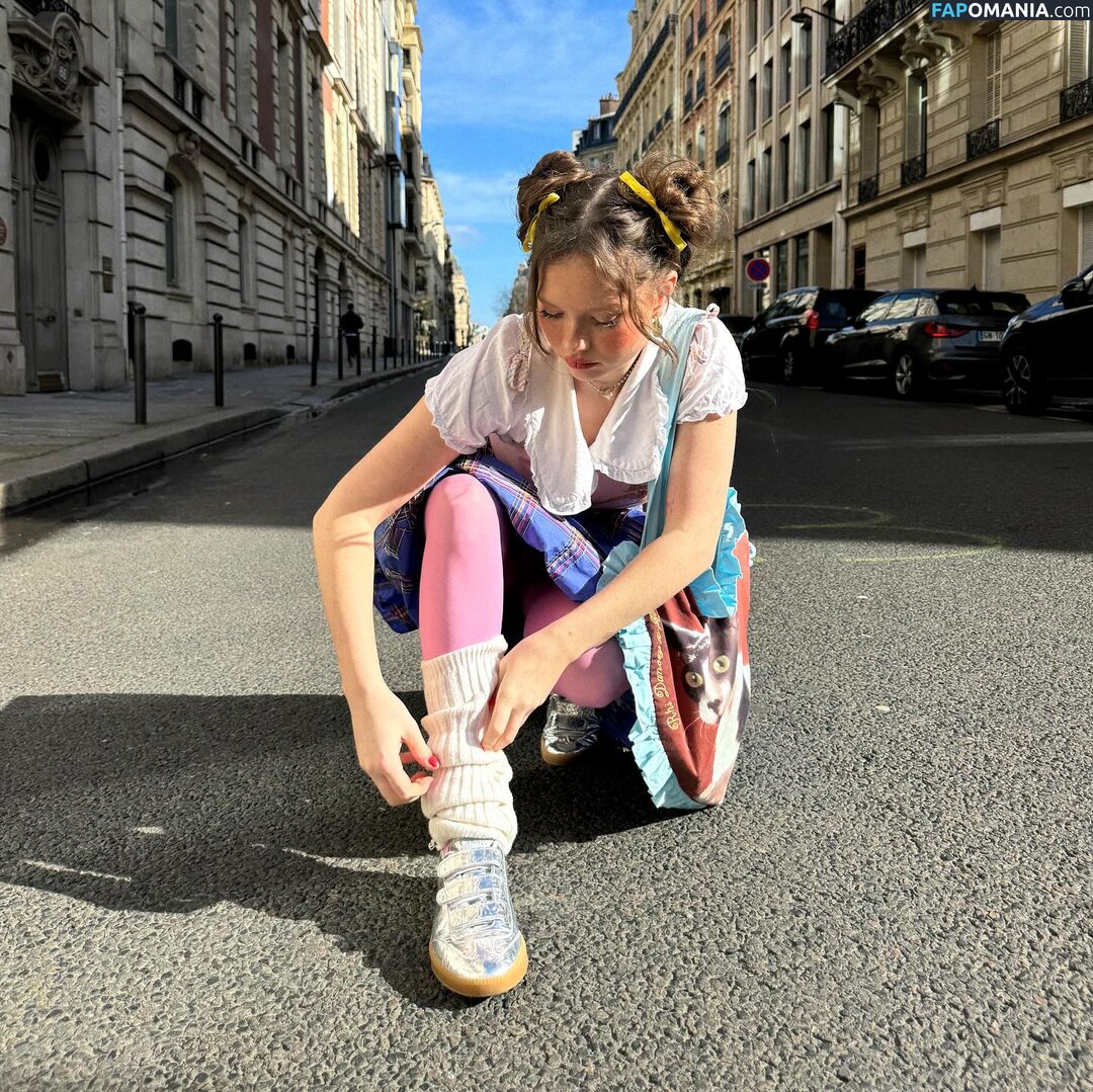 Zoe Colletti / zoecolletti Çıplak OnlyFans  Sızdırılmış Fotoğraf #88