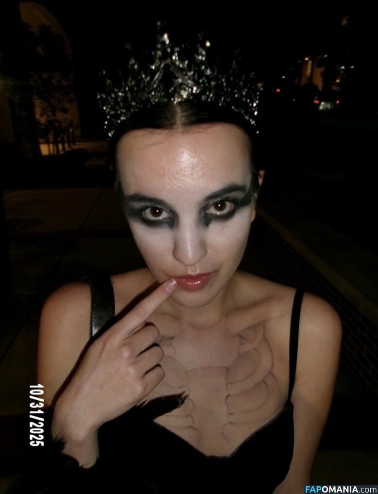 Zoe Liddell Çıplak OnlyFans  Sızdırılmış Fotoğraf #2