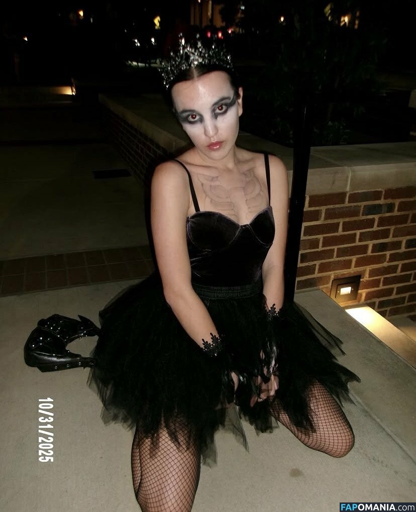 Zoe Liddell Çıplak OnlyFans  Sızdırılmış Fotoğraf #11