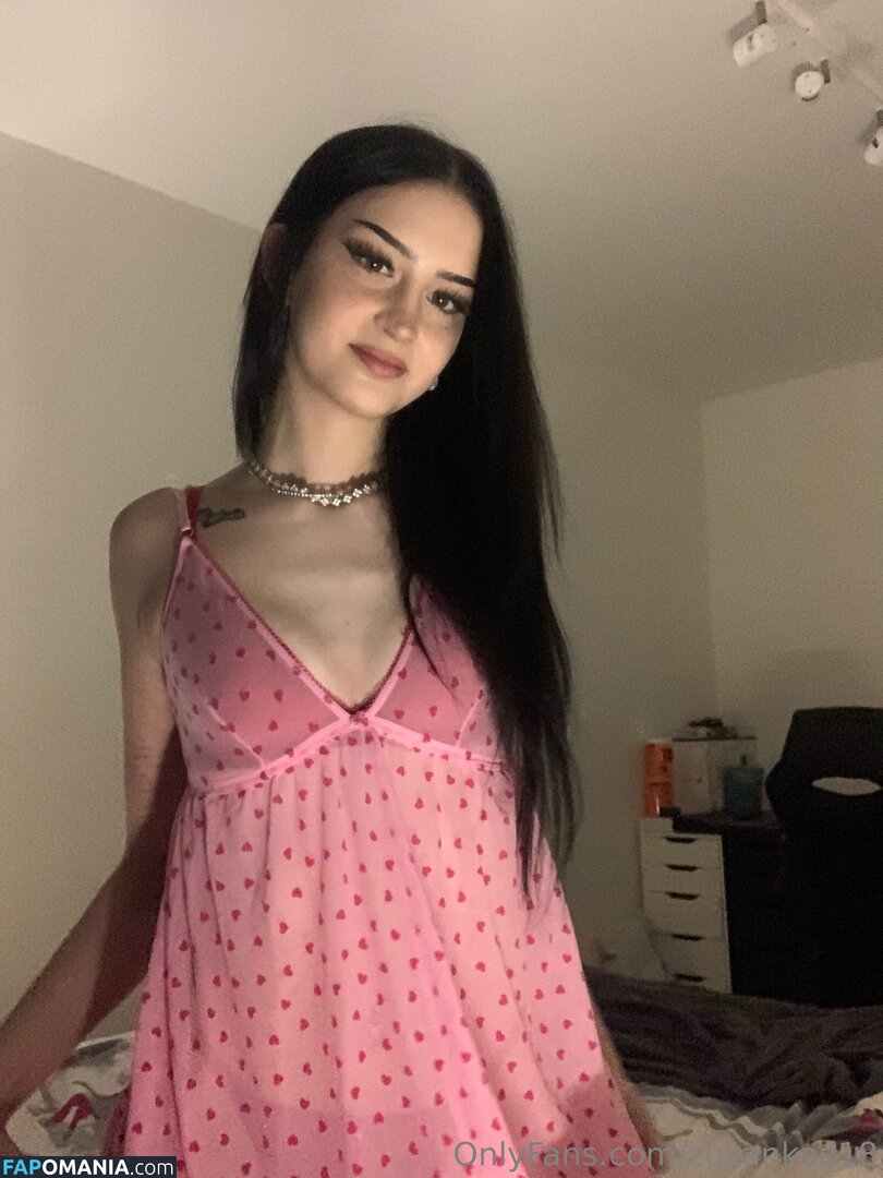 Zuzinkaa / zuz.ankaa.aa / zuzankaa18 Çıplak OnlyFans  Sızdırılmış Fotoğraf #2